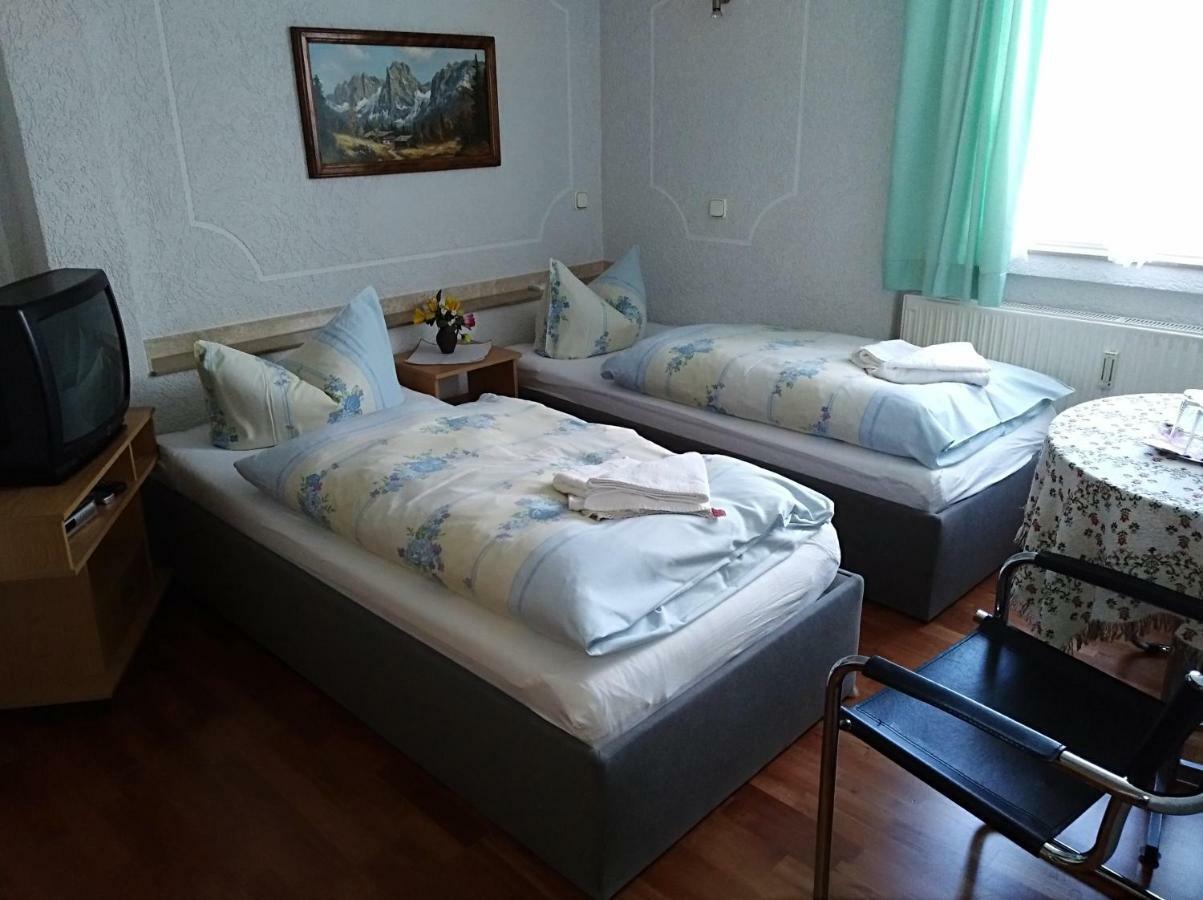 Pension Reichel Фрайберг Экстерьер фото